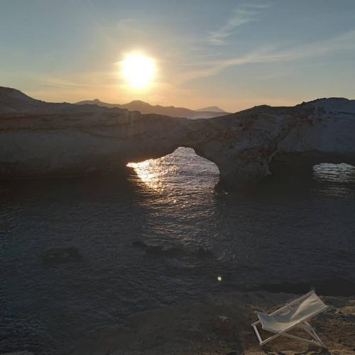 Tsamassage Milos Island